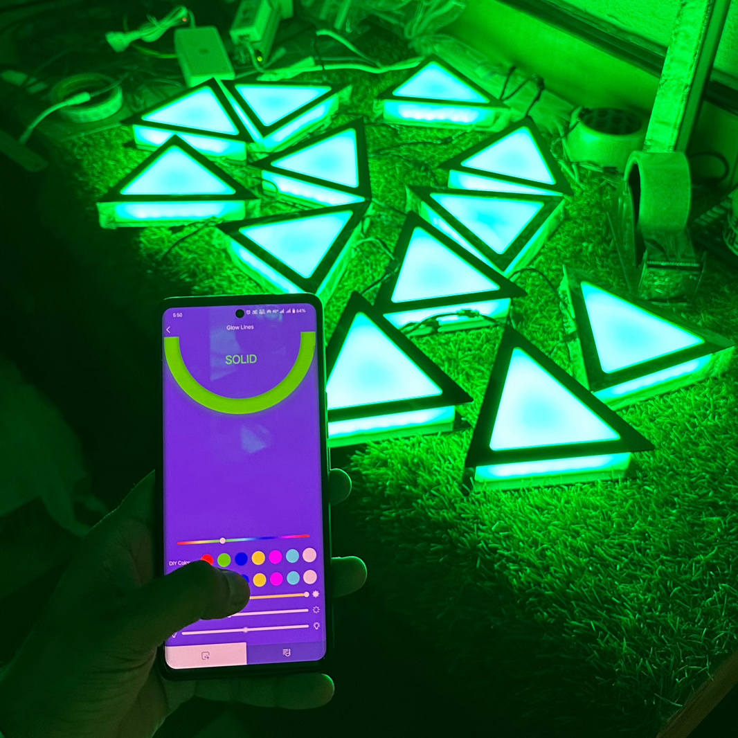 Glow Shape Triangles – Beaming Lights